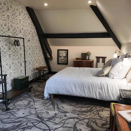 Vallee 1900 Frühstückspension 4*