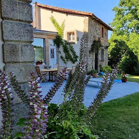 Vallee 1900 Bed & Breakfast *