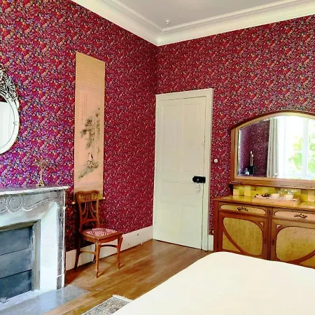 Vallee 1900 Bed & Breakfast *