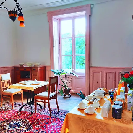 Vallee 1900 Bed & Breakfast